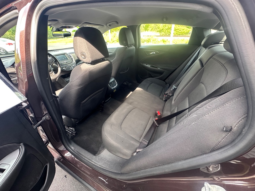2016 Chevrolet Malibu 1LT - Photo 16
