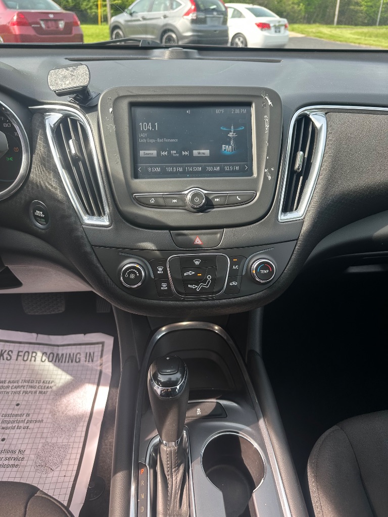 2016 Chevrolet Malibu 1LT - Photo 15