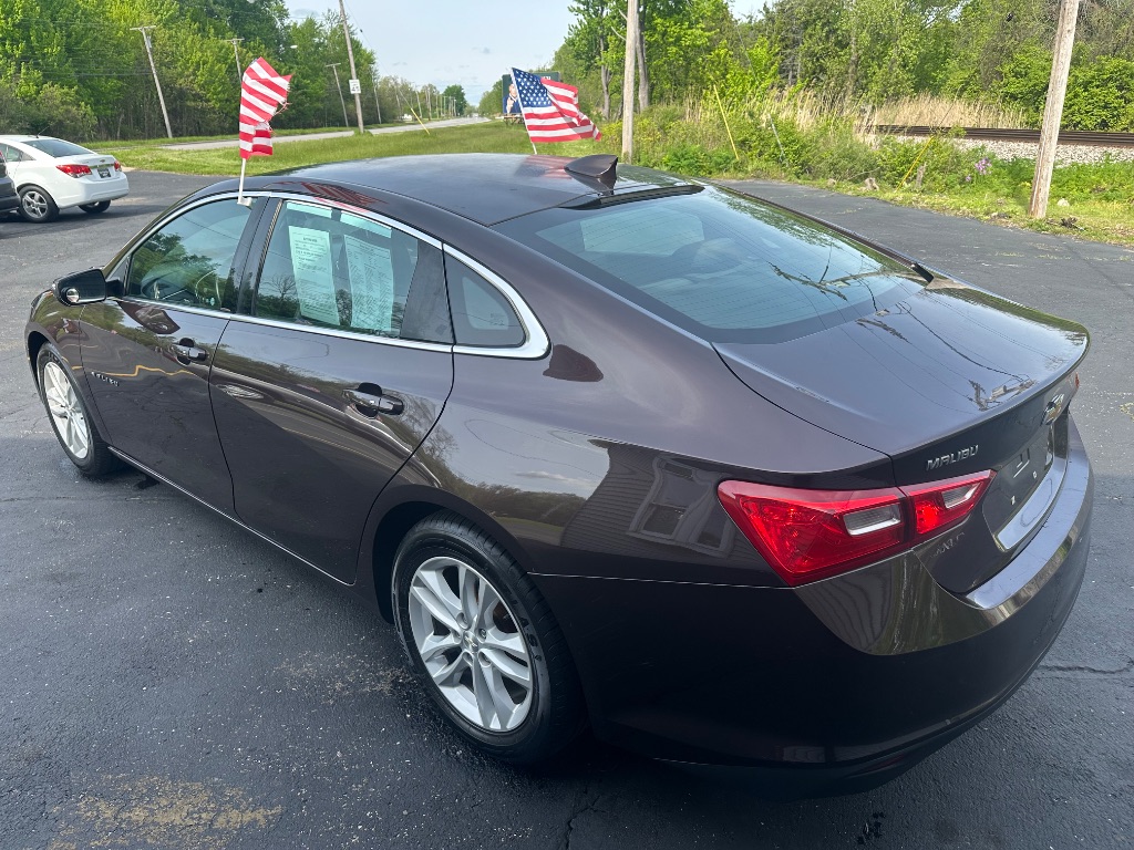 2016 Chevrolet Malibu 1LT - Photo 8