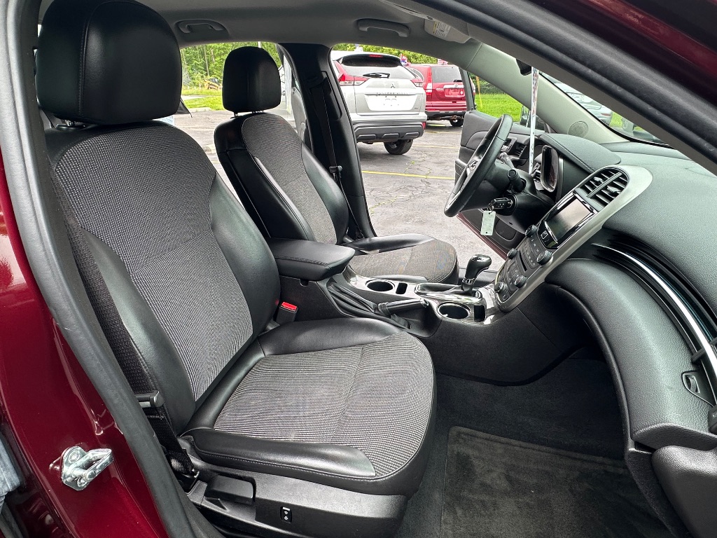 2015 Chevrolet Malibu 1LT - Photo 17