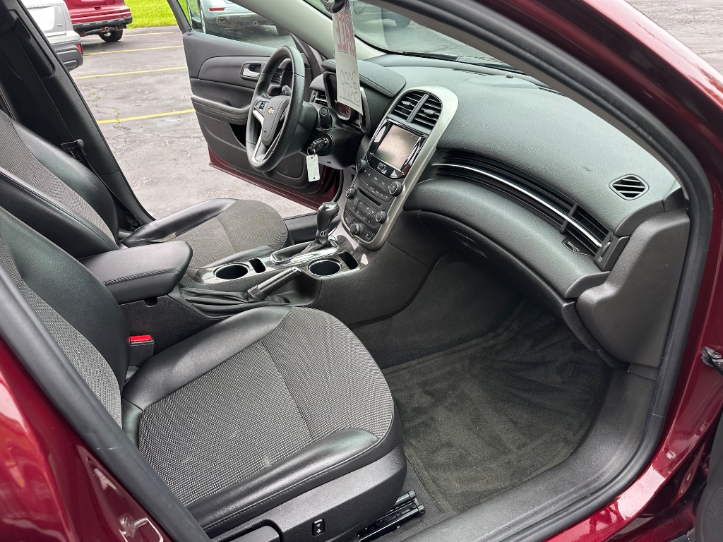 2015 Chevrolet Malibu 1LT - Photo 16