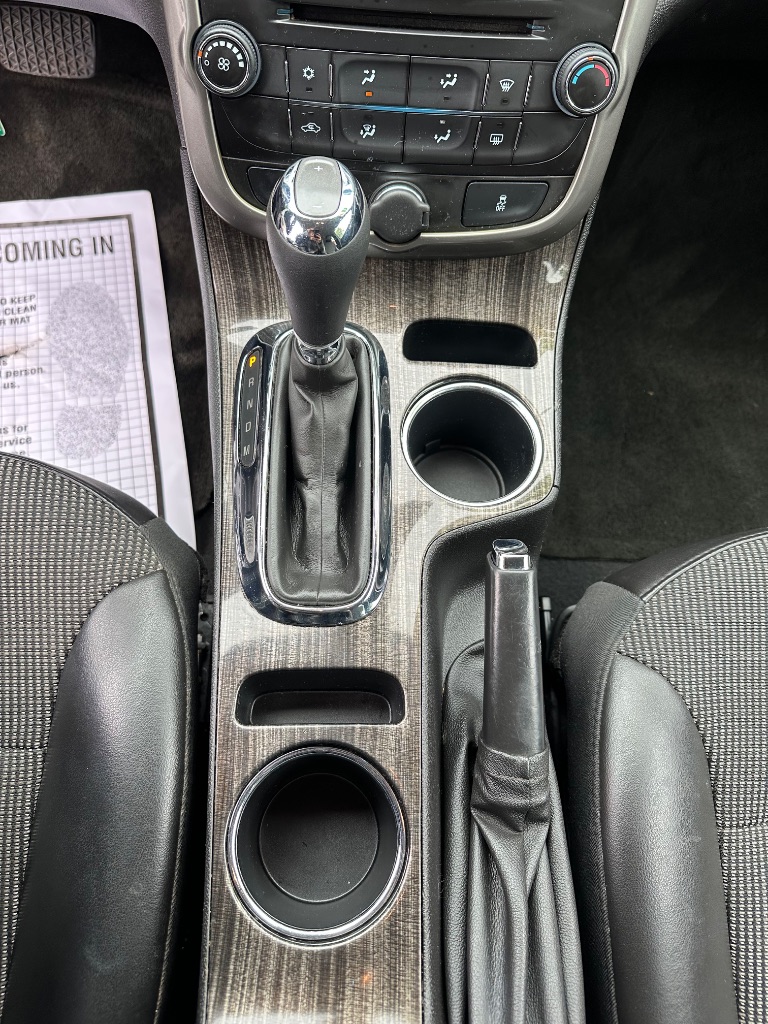 2015 Chevrolet Malibu 1LT - Photo 12