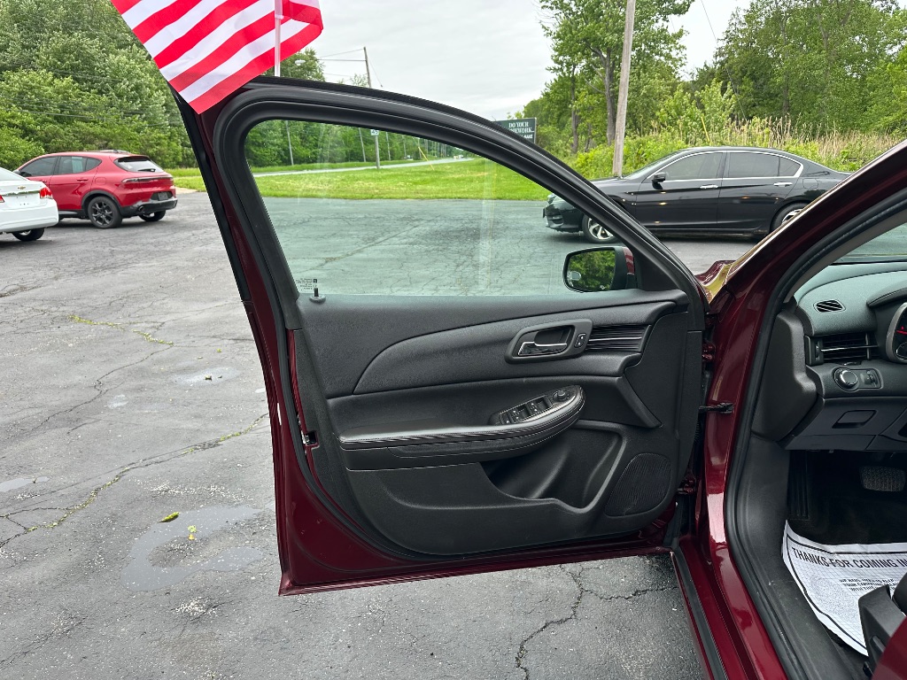 2015 Chevrolet Malibu 1LT - Photo 8