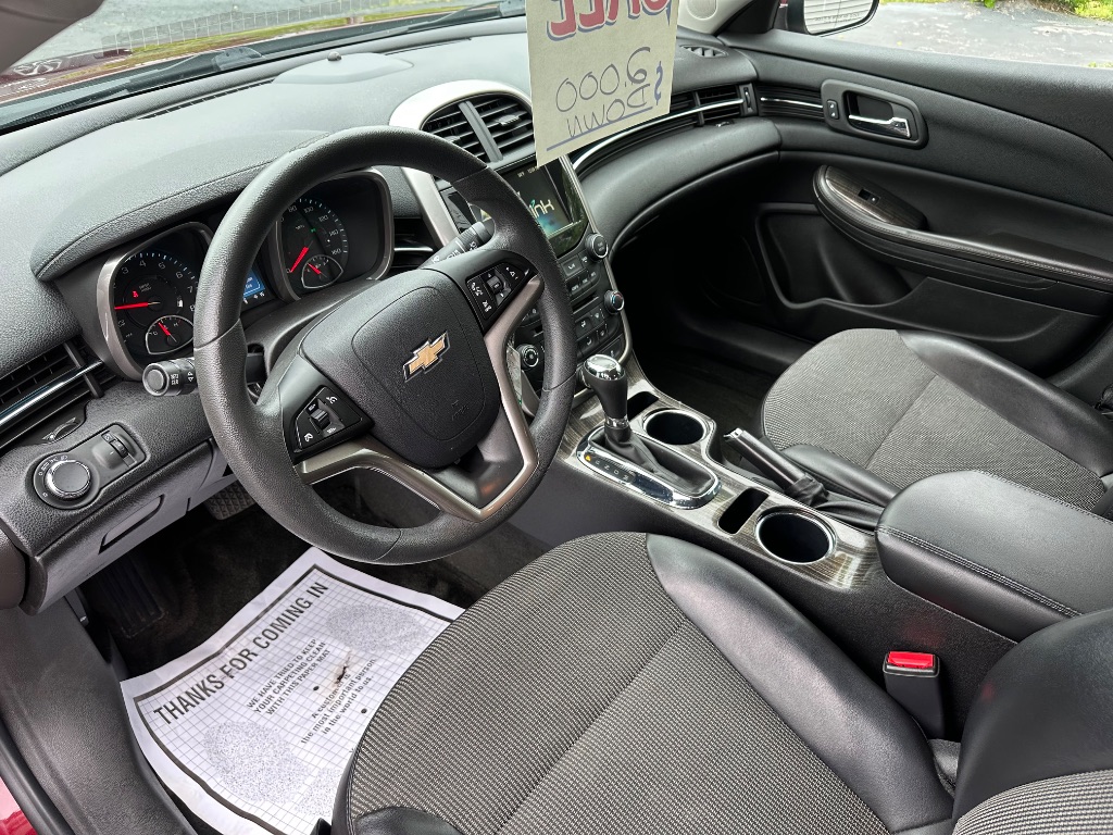 2015 Chevrolet Malibu 1LT - Photo 9