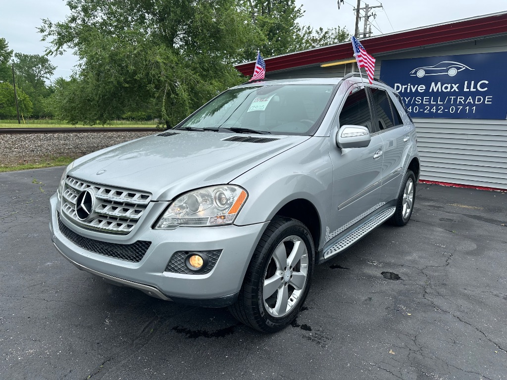 2010 Mercedes-Benz M-Class ML350 4MATIC's photo