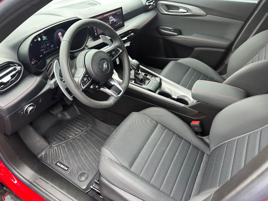 2024 Dodge Hornet R/T - Photo 11