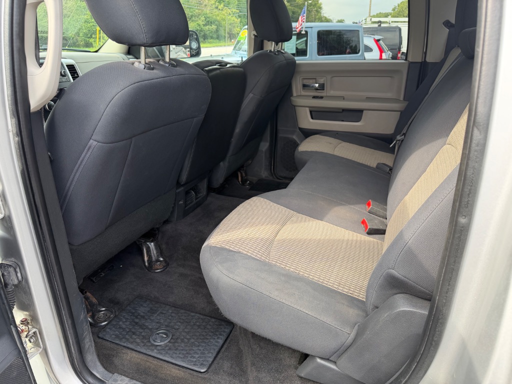 2012 RAM Ram 3500 Pickup SLT - Photo 12